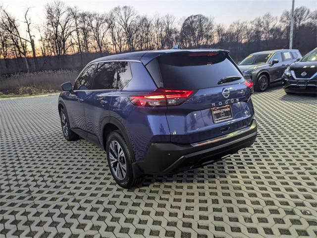 2021 nissan rogue sv
