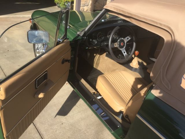 1978 mgb roadster green/tan