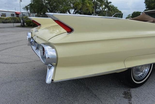 1961 cadillac series 62 convertible similar to 1959 1960 coupe deville
