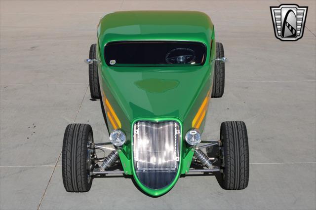 1933 ford coupe custom show car