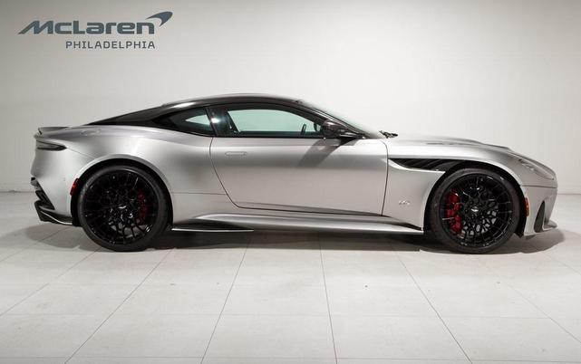 2023 aston martin dbs 770 ultimate