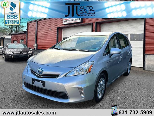 2012 toyota prius v two