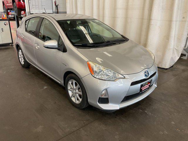 2014 toyota prius c three