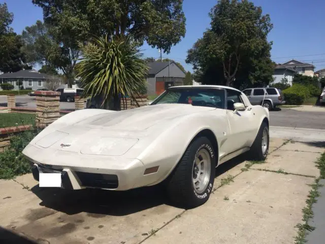 1979 corvette - ready to drive! - excellent car - no reserve