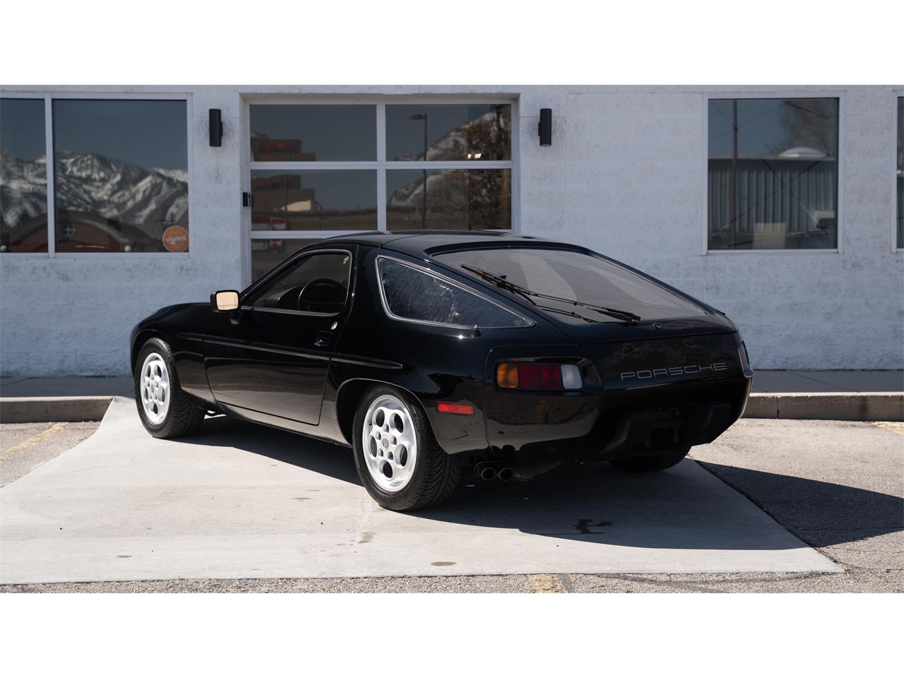 1982 porsche 928