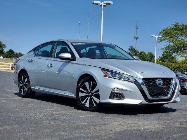 2022 nissan altima 2.5 sv