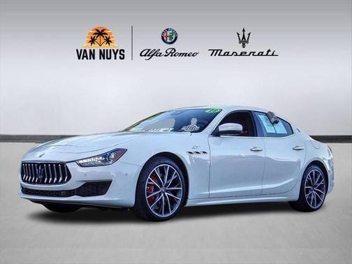 2023 maserati ghibli
