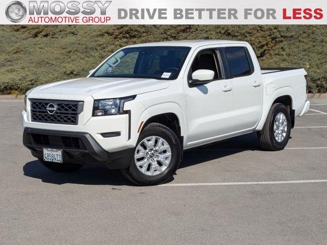 2023 nissan frontier sv