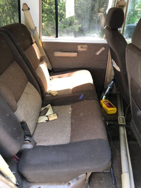 1988 isuzu trooper suv white 4wd manual ii