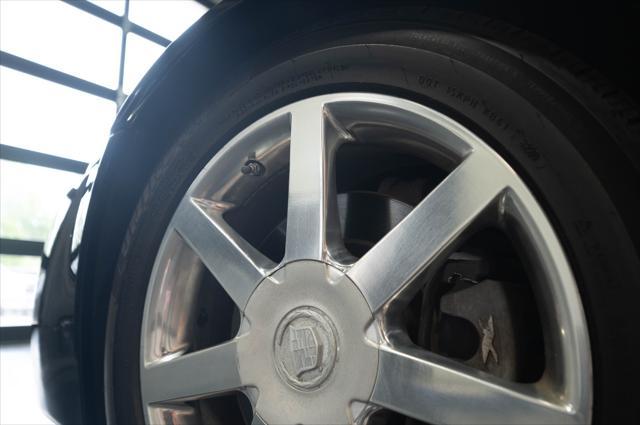 2004 cadillac xlr base
