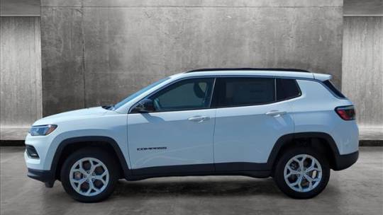 2024 Jeep Compass latitude