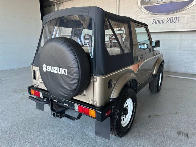 1988 suzuki samurai base 2dr 4wd suv w/ soft top