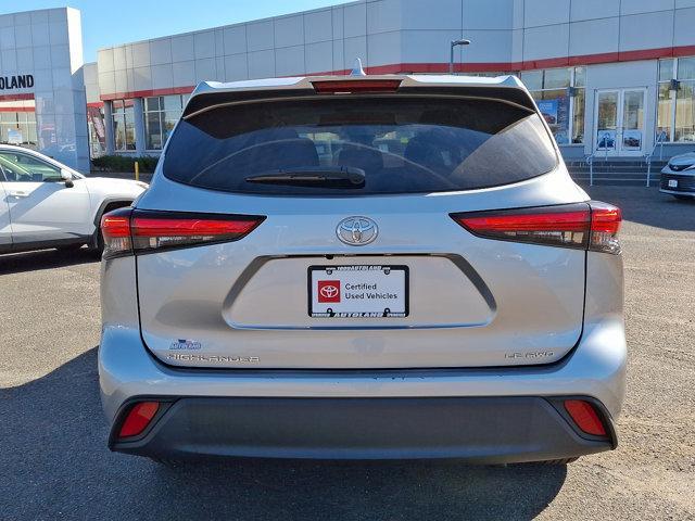 2021 toyota highlander le