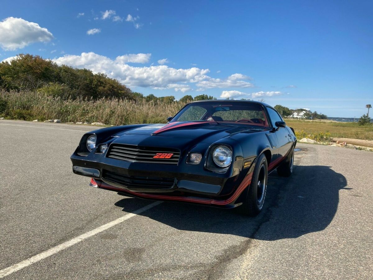 1980 chevrolet camaro z/28 black 350 v8