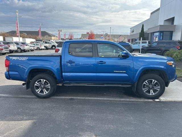 2017 toyota tacoma trd sport