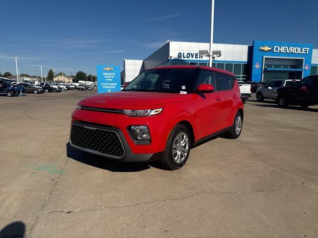 2022 kia soul lx