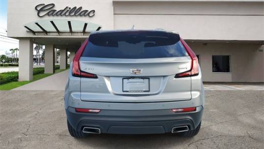 2023 cadillac xt4 luxury