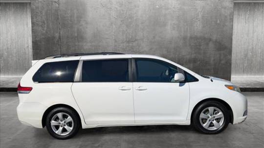 2012 Toyota Sienna