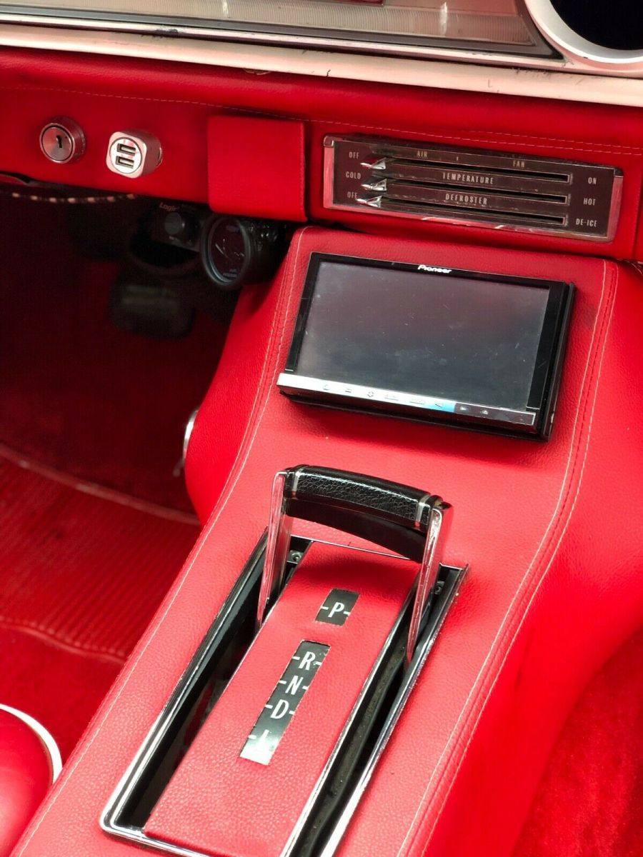 383 stroker engine 24â€ forgiato wheels airride suspension diamond cut seats