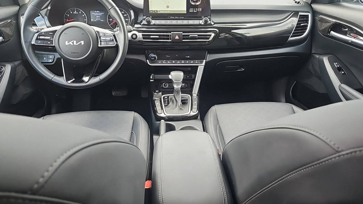 2023 kia seltos ex