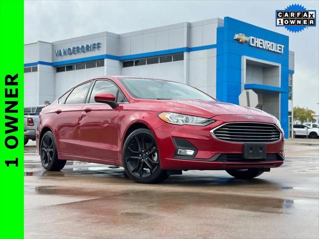 2020 ford fusion se