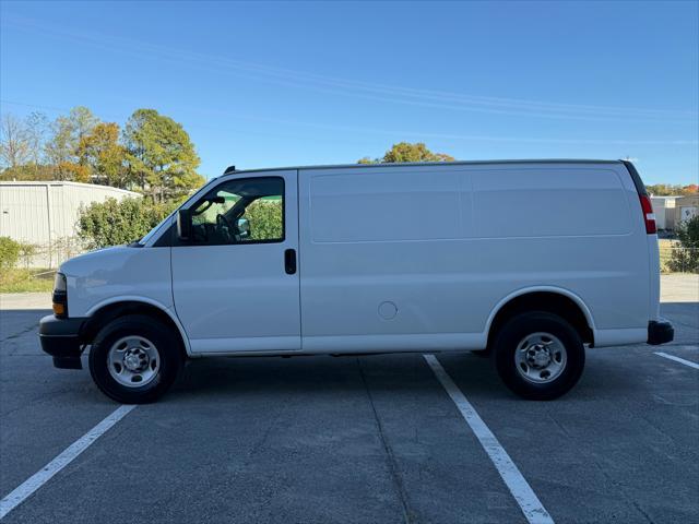 2020 chevrolet express 2500 rwd 2500 regular wheelbase wt