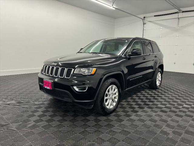 2022 jeep grand cherokee laredo