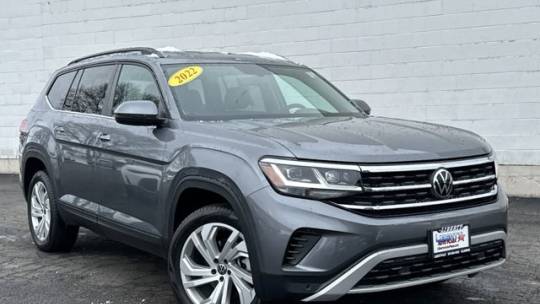 2022 volkswagen atlas se with technology