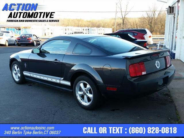2007 ford mustang deluxe