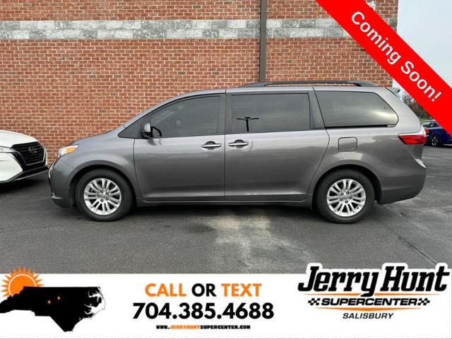 2015 toyota sienna xle