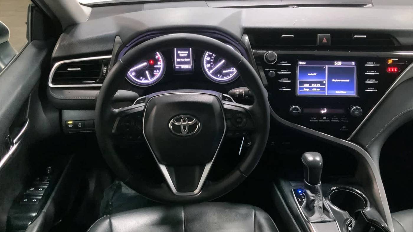 2018 toyota camry se