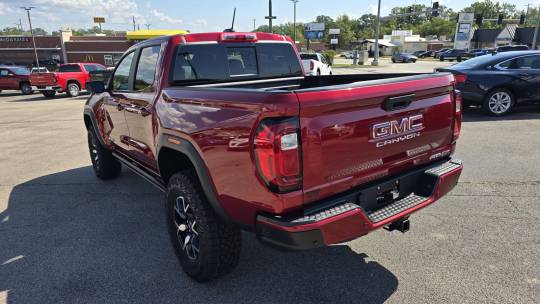 2024 GMC Canyon