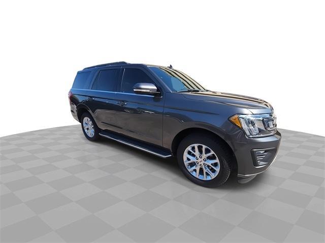 2020 ford expedition xlt