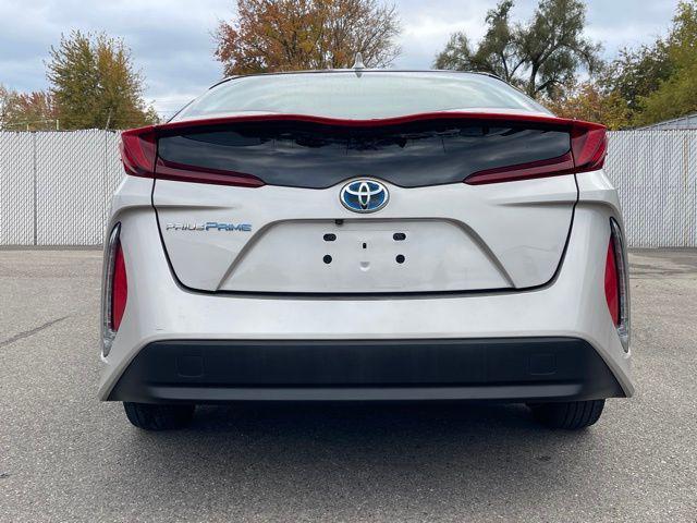 2017 toyota prius prime plus
