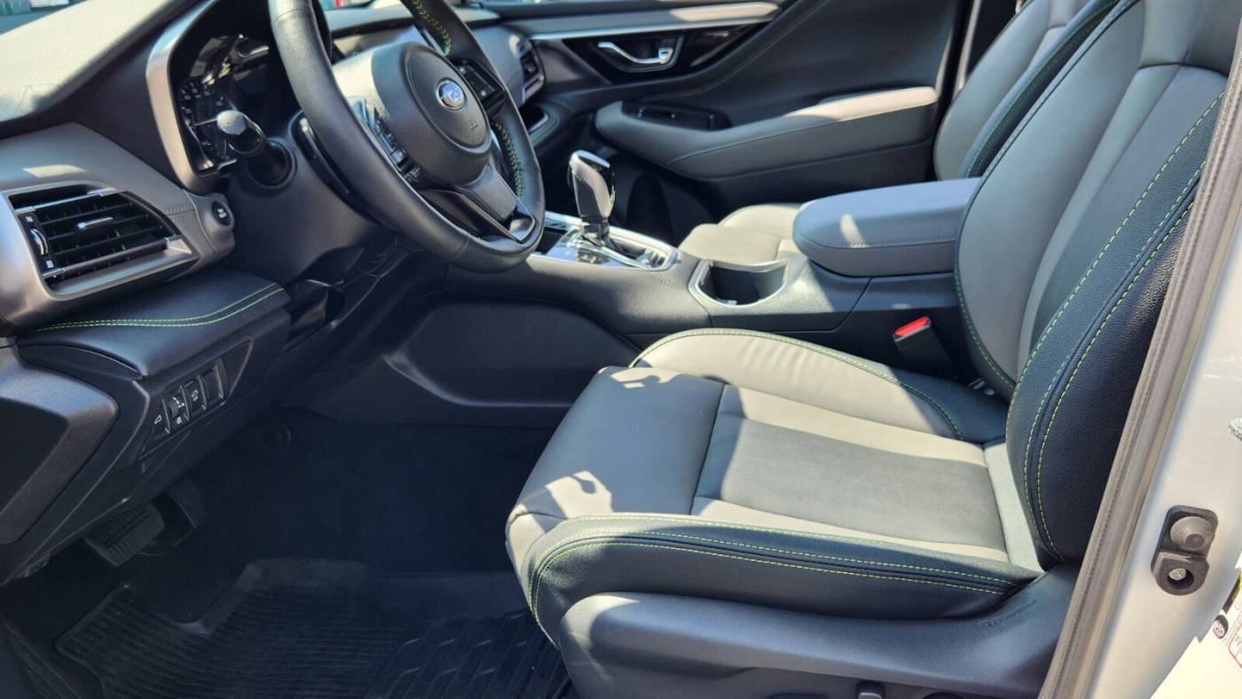 2024 subaru outback onyx edition xt