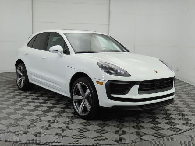2024 porsche macan base