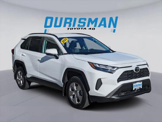 2022 toyota rav4 xle
