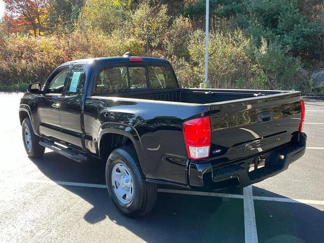 2017 toyota tacoma sr