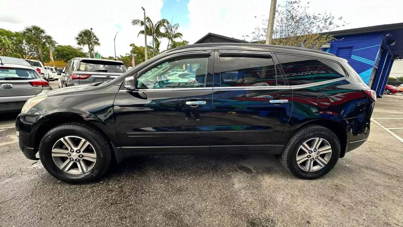 2017 chevrolet traverse lt