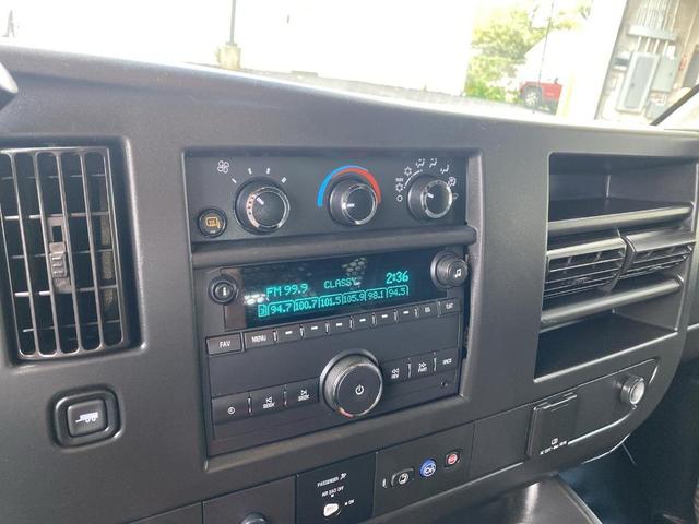 2022 gmc savana 2500 work van
