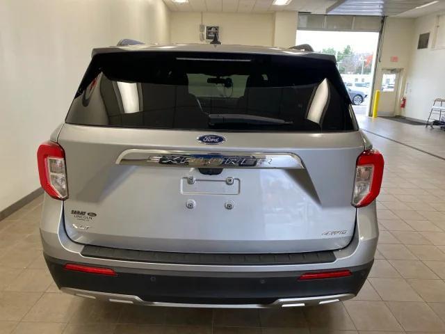 2021 ford explorer xlt