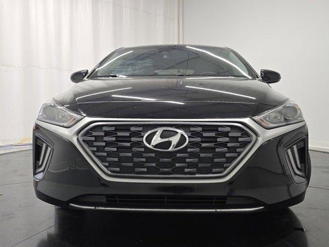 2022 hyundai ioniq hybrid se