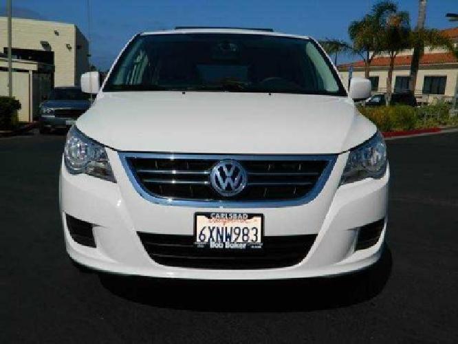 2012 volkswagen routan se minivan 4d in carlsbad, ca