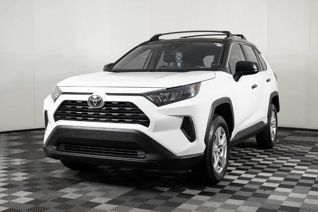 2021 toyota rav4 le