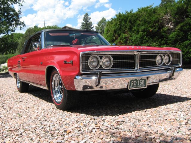 1966 dodge coronet 500 convertible 383 cid 4 bbl v8. highly reconditioned