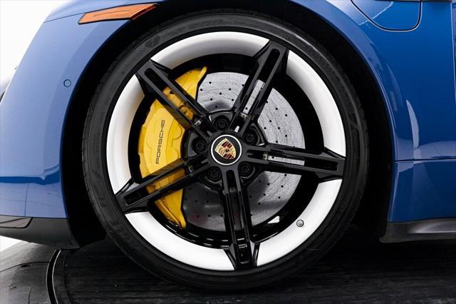 2022 porsche taycan turbo s