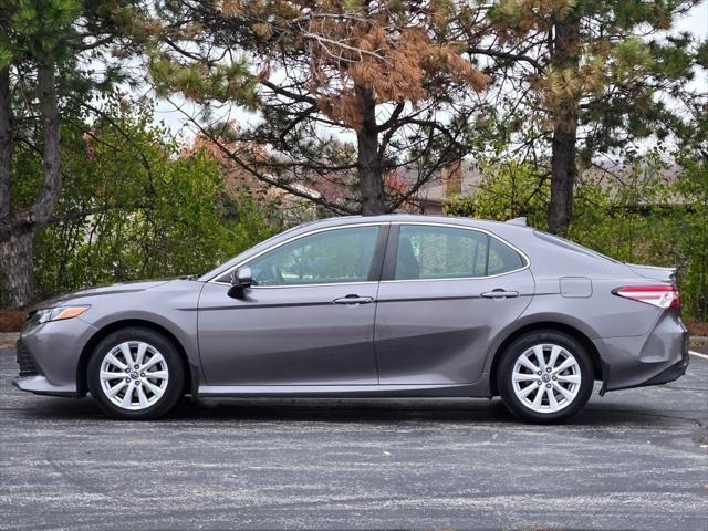 2019 toyota camry l