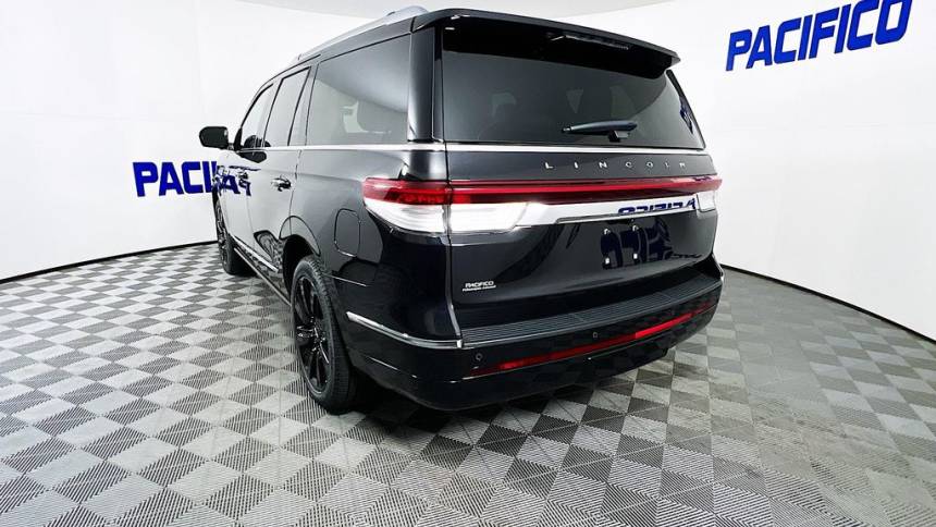2022 lincoln navigator reserve