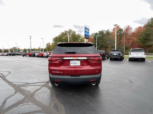 2022 chevrolet traverse lt cloth