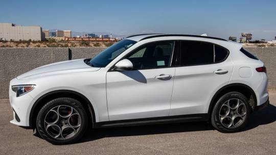 2022 Alfa Romeo Stelvio